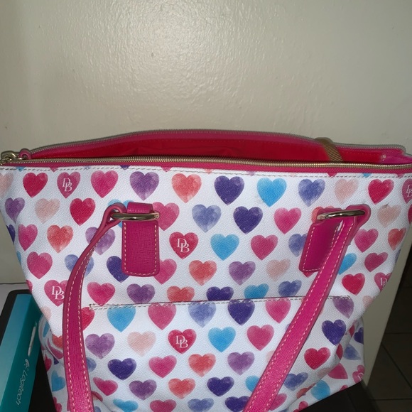 Dooney & Bourke Sweetie Wren Zip Tote - Picture 2 of 8